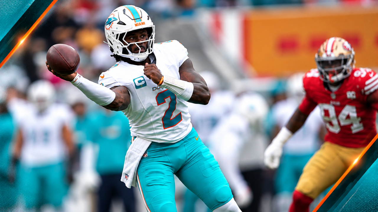 Miami Dolphins quarterback Malik Willis in action against the San Francisco 49ers