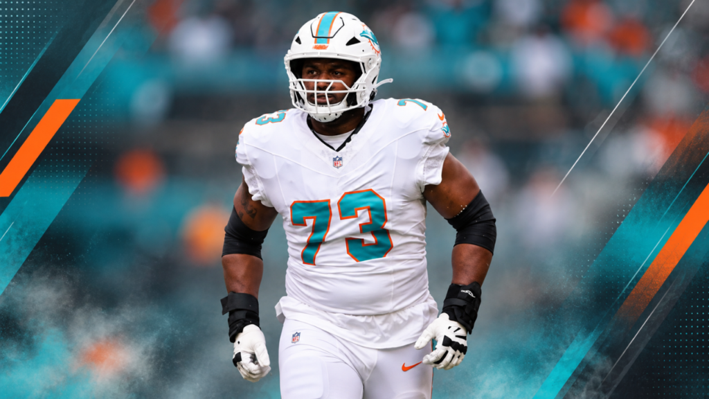 Miami Dolphins right tackle Austin Jackson in uniform.